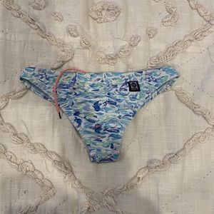 whale design jolyn bottoms